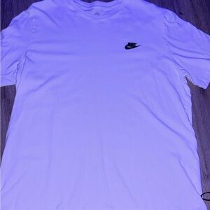Nike Men's Classic White Tee